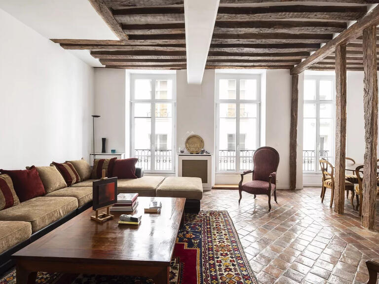 Sale Apartment Paris 3e - 2 bedrooms