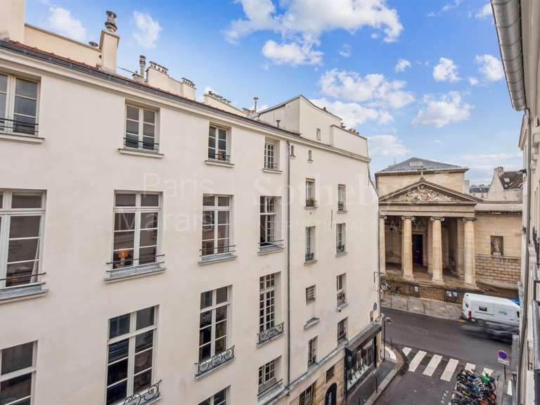Appartement Paris 3e - 3 chambres - 99m²