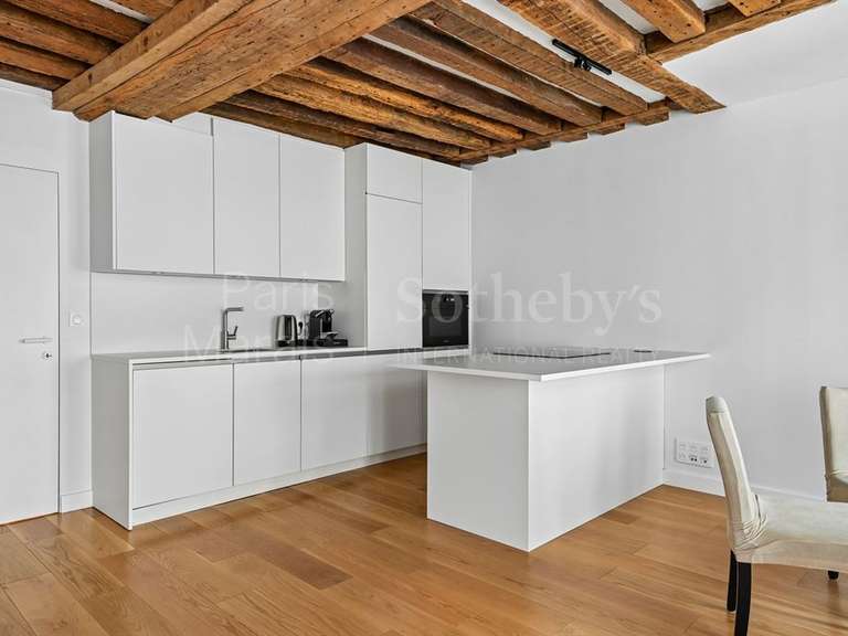 Appartement Paris 3e - 3 chambres - 99m²