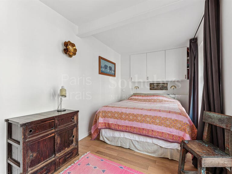 Appartement Paris 3e - 2 chambres - 86m²