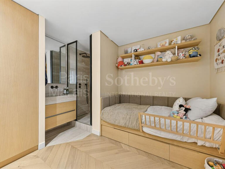 Appartement Paris 3e - 2 chambres - 74m²