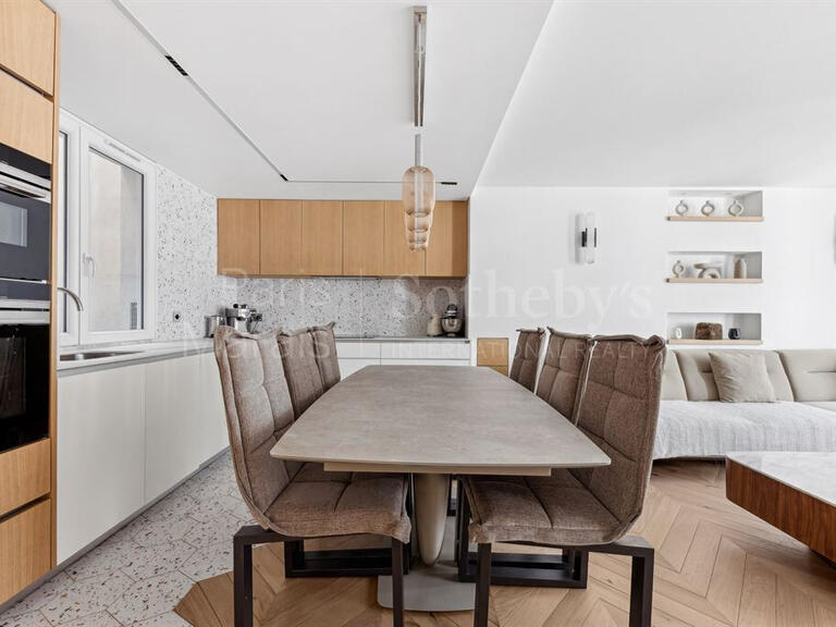 Appartement Paris 3e - 2 chambres - 74m²