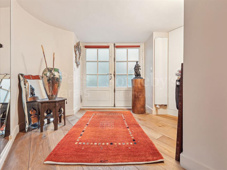 Appartement Paris 3e - 2 chambres - 154m²
