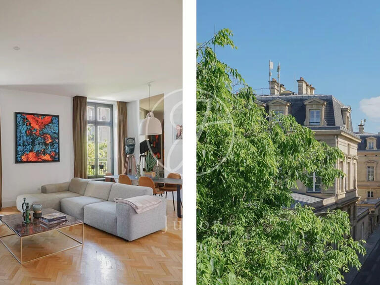 Appartement Paris 3e - 2 chambres - 104m²