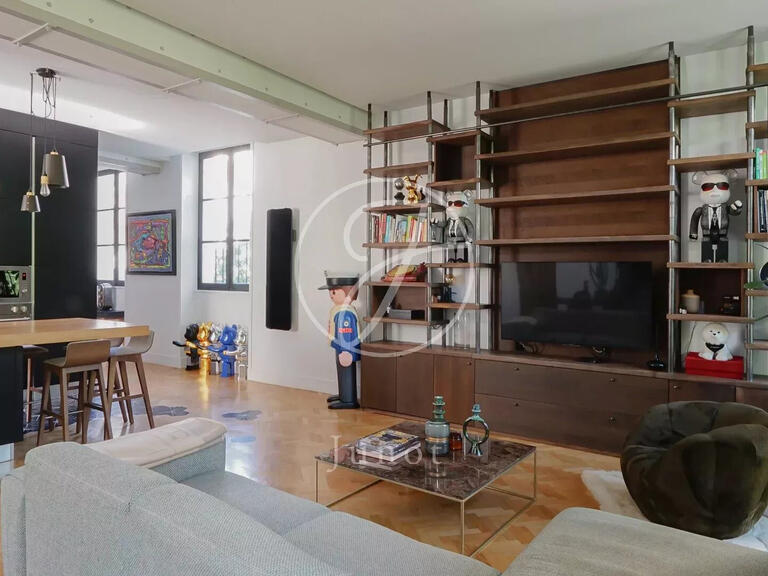Appartement Paris 3e - 2 chambres - 104m²