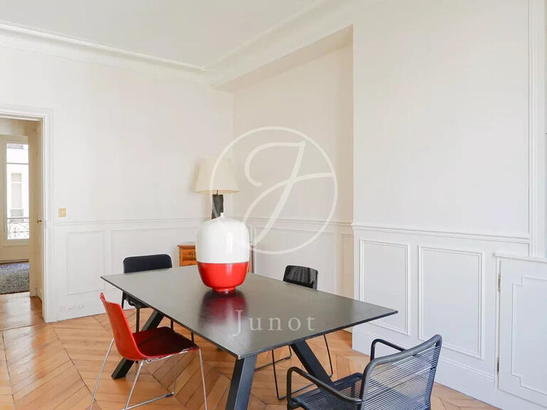 Appartement Paris 3e - 3 chambres - 94m²