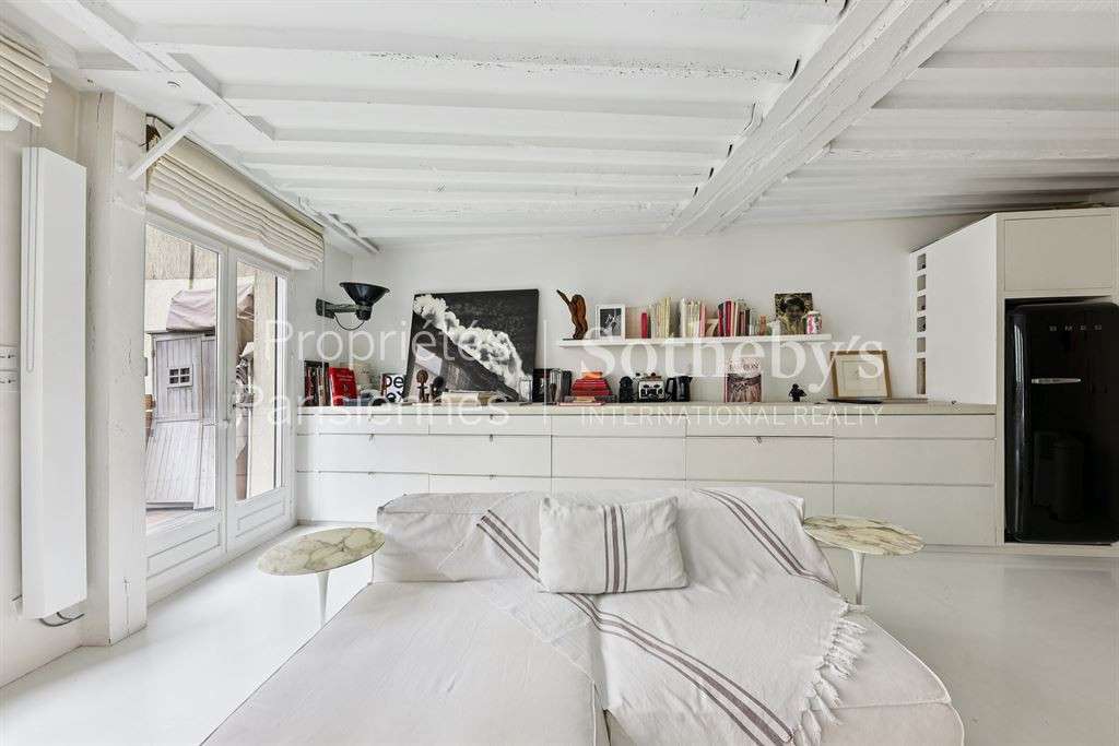 Apartment Paris 3e