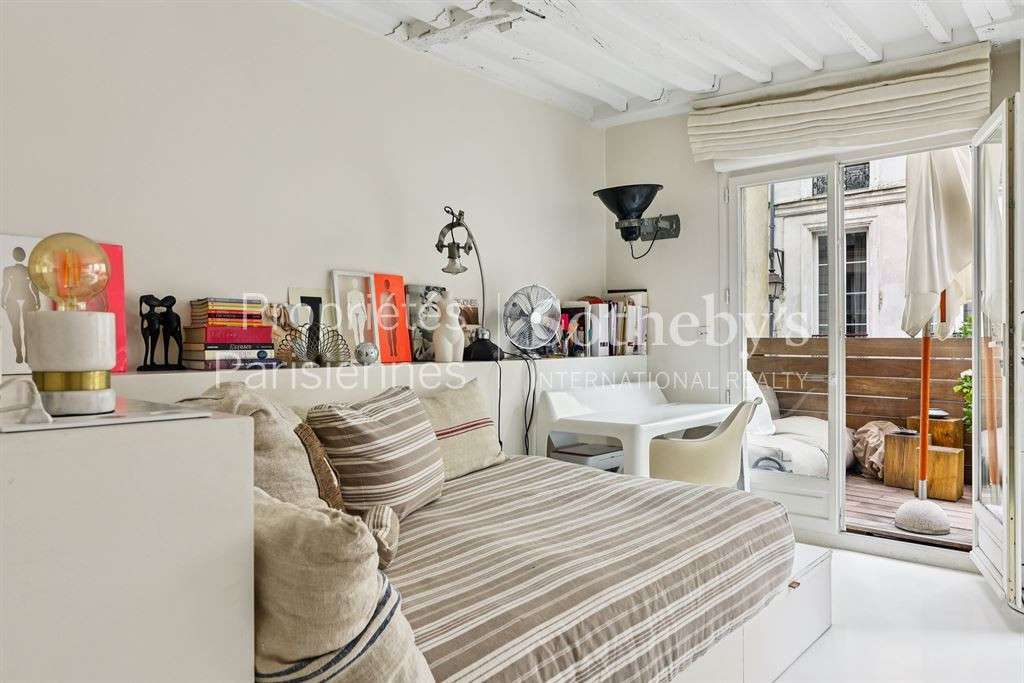 Apartment Paris 3e