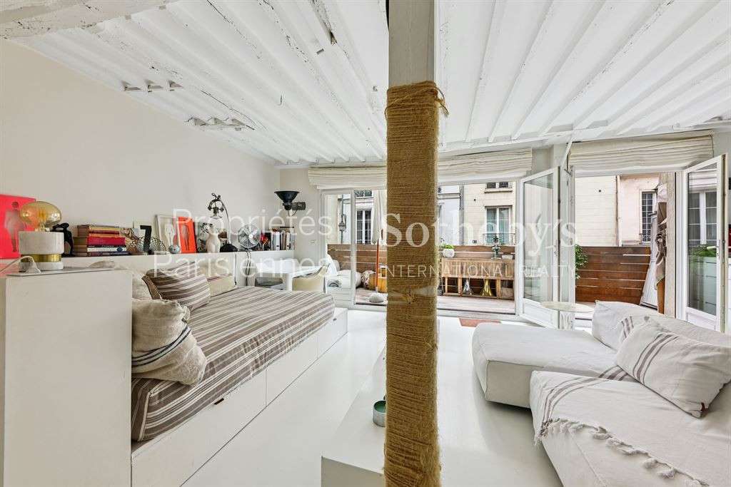 Apartment Paris 3e