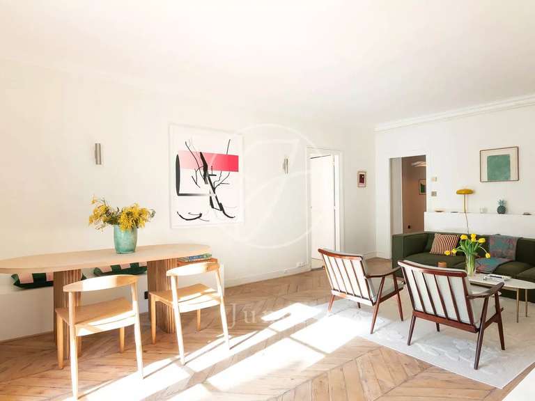 Appartement Paris 3e - 2 chambres - 99m²