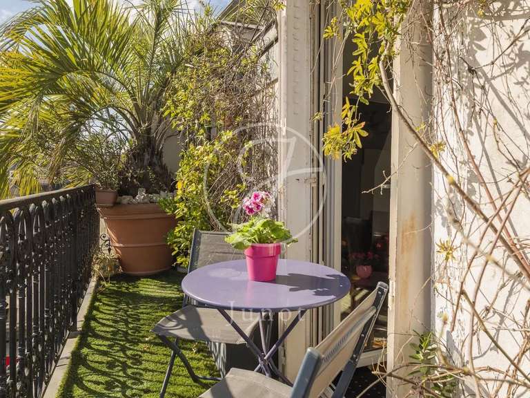 Appartement Paris 3e - 2 chambres - 128m²