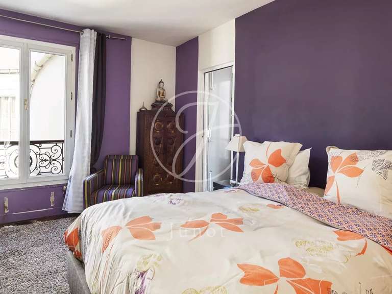 Appartement Paris 3e - 2 chambres - 128m²