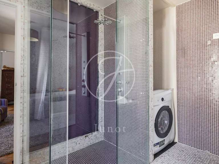 Appartement Paris 3e - 2 chambres - 128m²