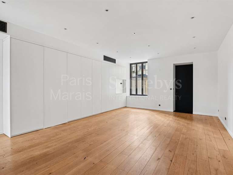 Apartment Paris 3e - 2 bedrooms - 205m²