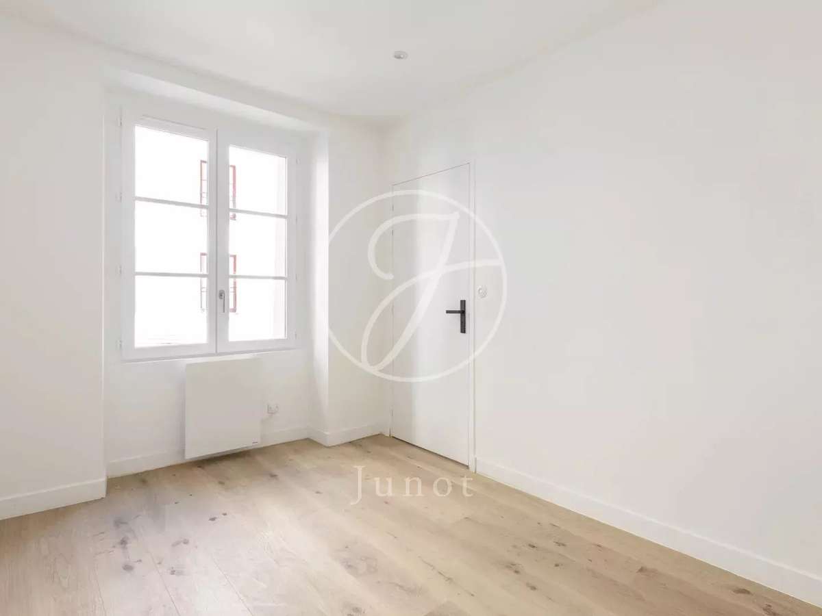 Apartment Paris 3e