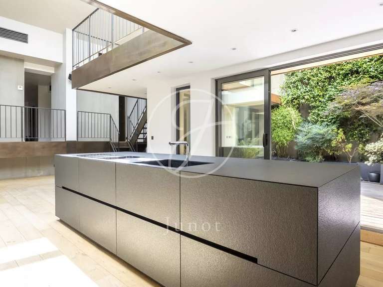 Apartment Paris 3e - 2 bedrooms - 219m²