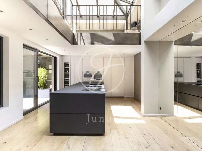 Apartment Paris 3e - 2 bedrooms - 219m²