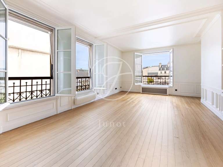 Appartement Paris 3e - 3 chambres - 139m²