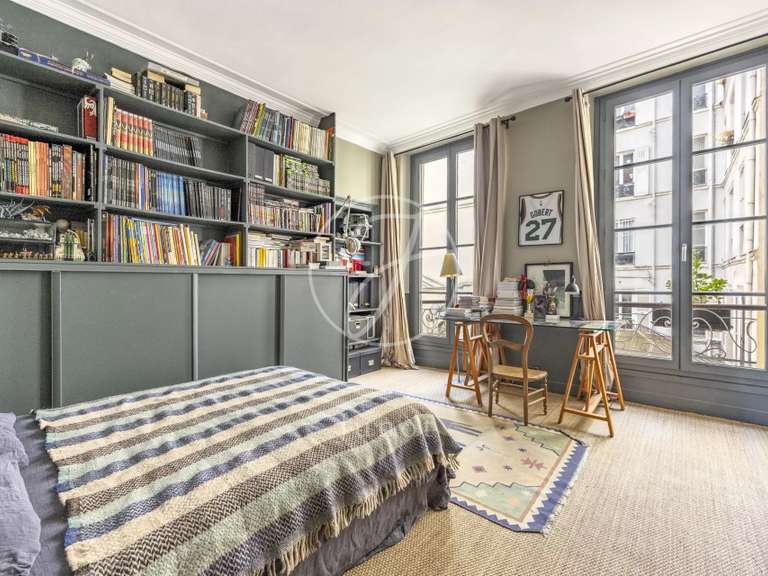 Appartement Paris 3e - 5 chambres - 196m²