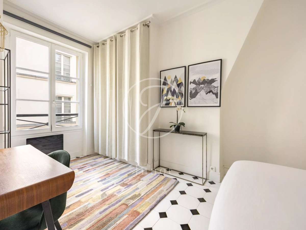 Apartment Paris 3e