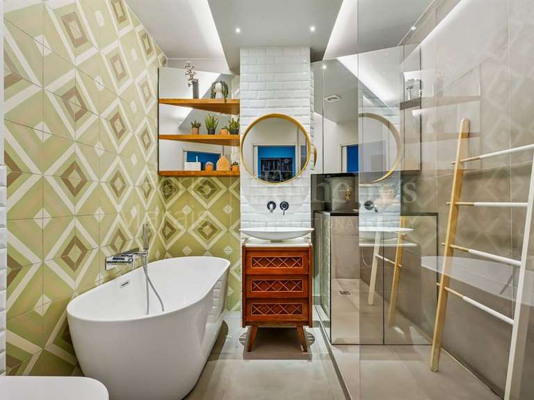 Appartement Paris 3e - 2 chambres - 77m²