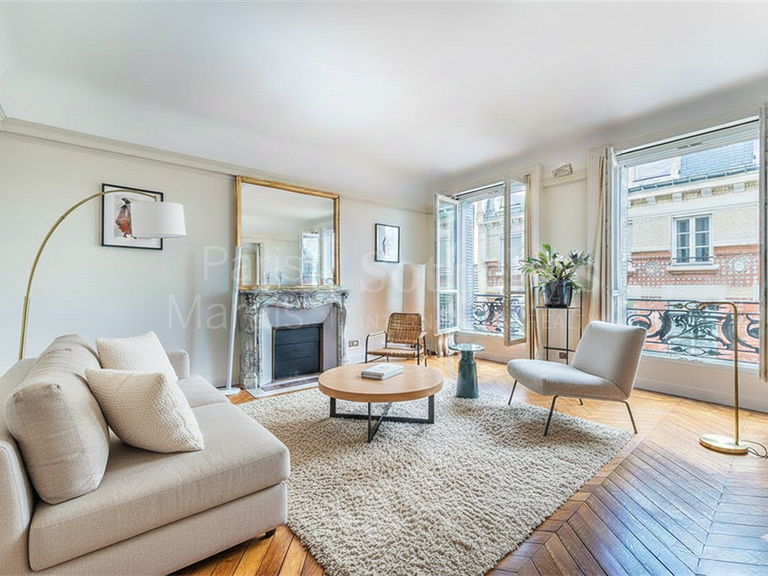 Appartement Paris 3e - 3 chambres - 150m²