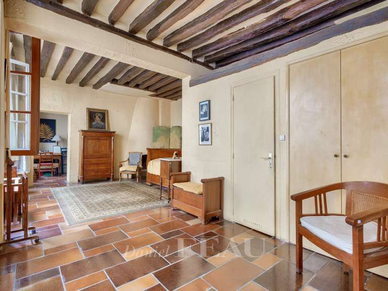 Appartement Paris 3e - 2 chambres - 87m²