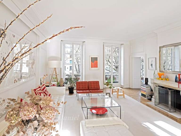 Appartement Paris 3e - 4 chambres - 199m²