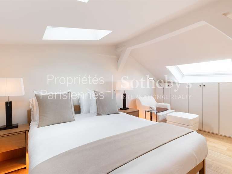 Appartement Paris 3e - 2 chambres - 95m²