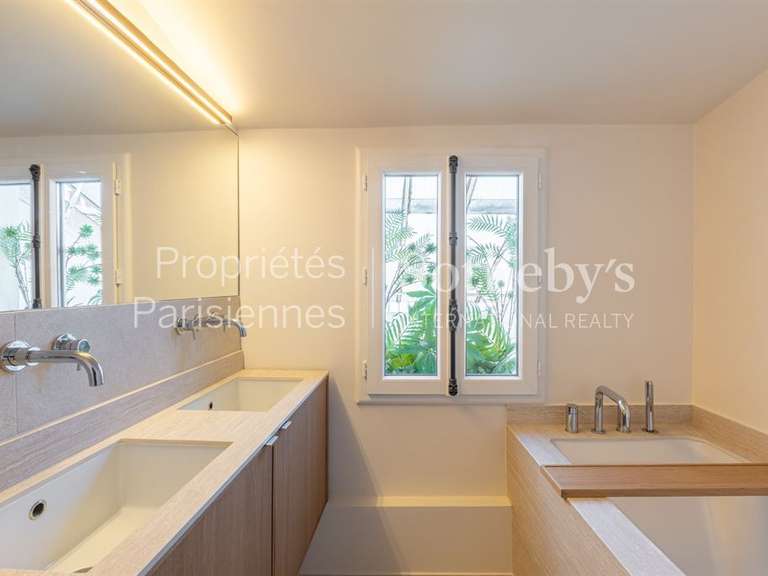 Appartement Paris 3e - 2 chambres - 95m²