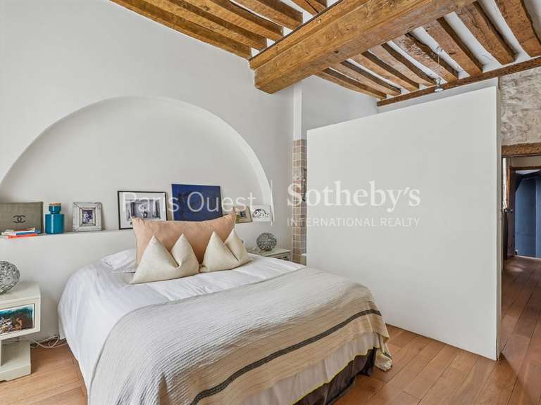 Appartement Paris 3e - 1 chambre - 67m²