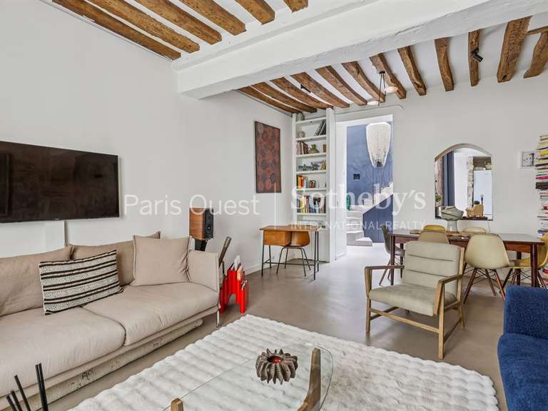 Appartement Paris 3e - 1 chambre - 67m²