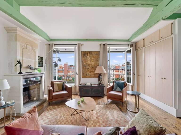 Appartement Paris 3e - 2 chambres - 114m²