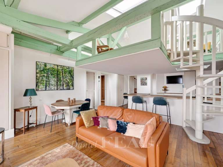 Appartement Paris 3e - 2 chambres - 114m²