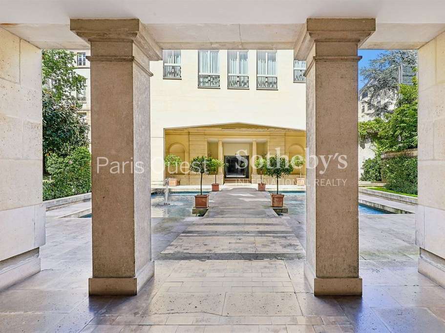 Apartment Paris 3e