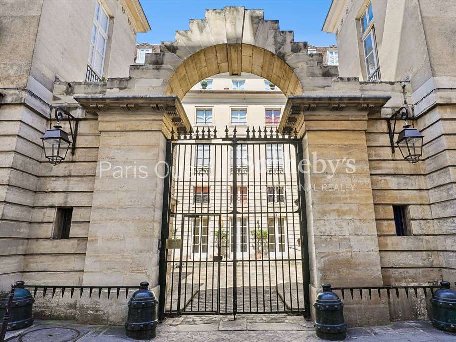 Apartment Paris 3e