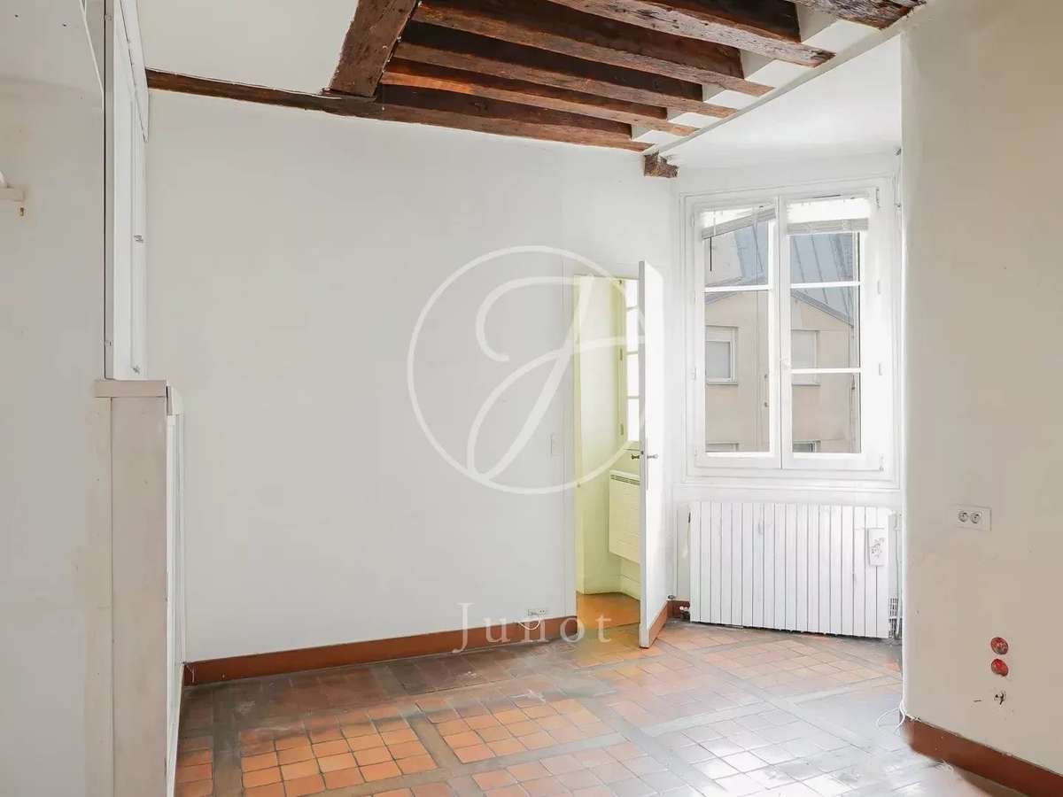 Apartment Paris 3e