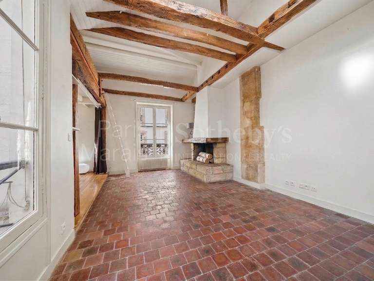 Appartement Paris 3e - 2 chambres - 74m²
