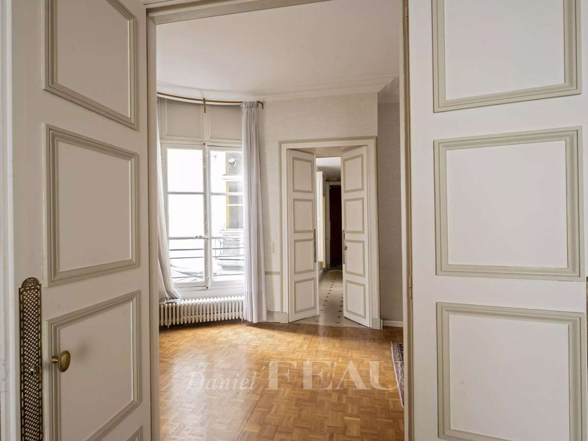 Apartment Paris 3e
