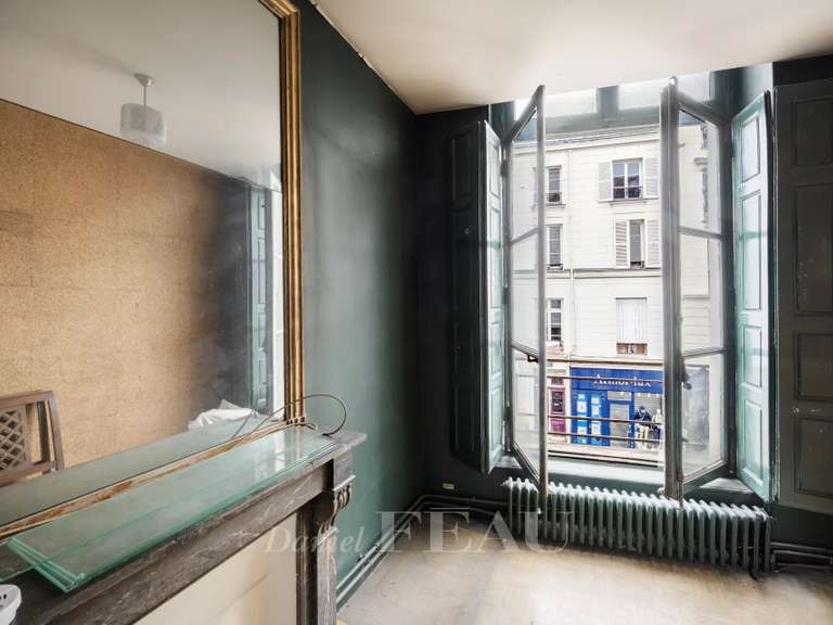 Appartement Paris 3e - 2 chambres - 118m²