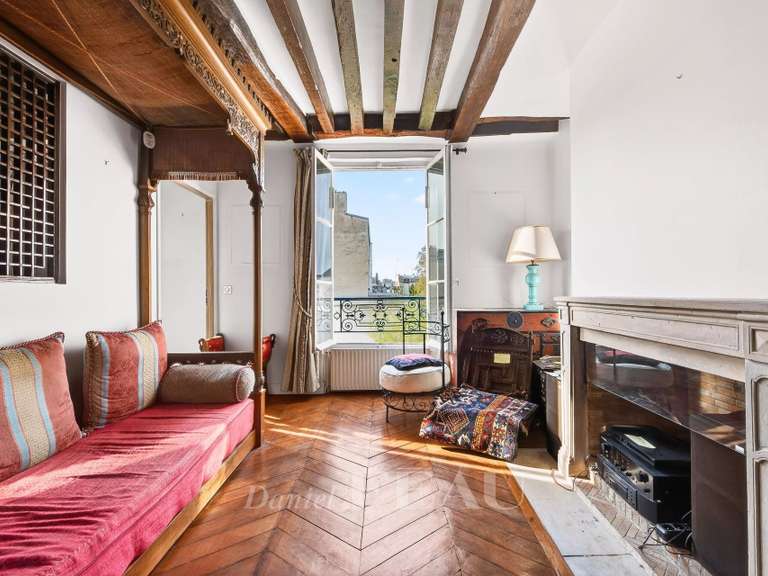 Appartement Paris 3e - 2 chambres - 78m²