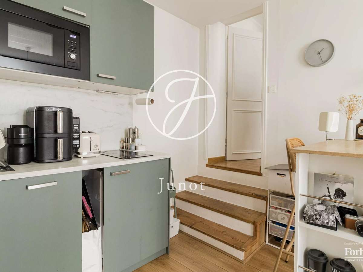 Apartment Paris 3e