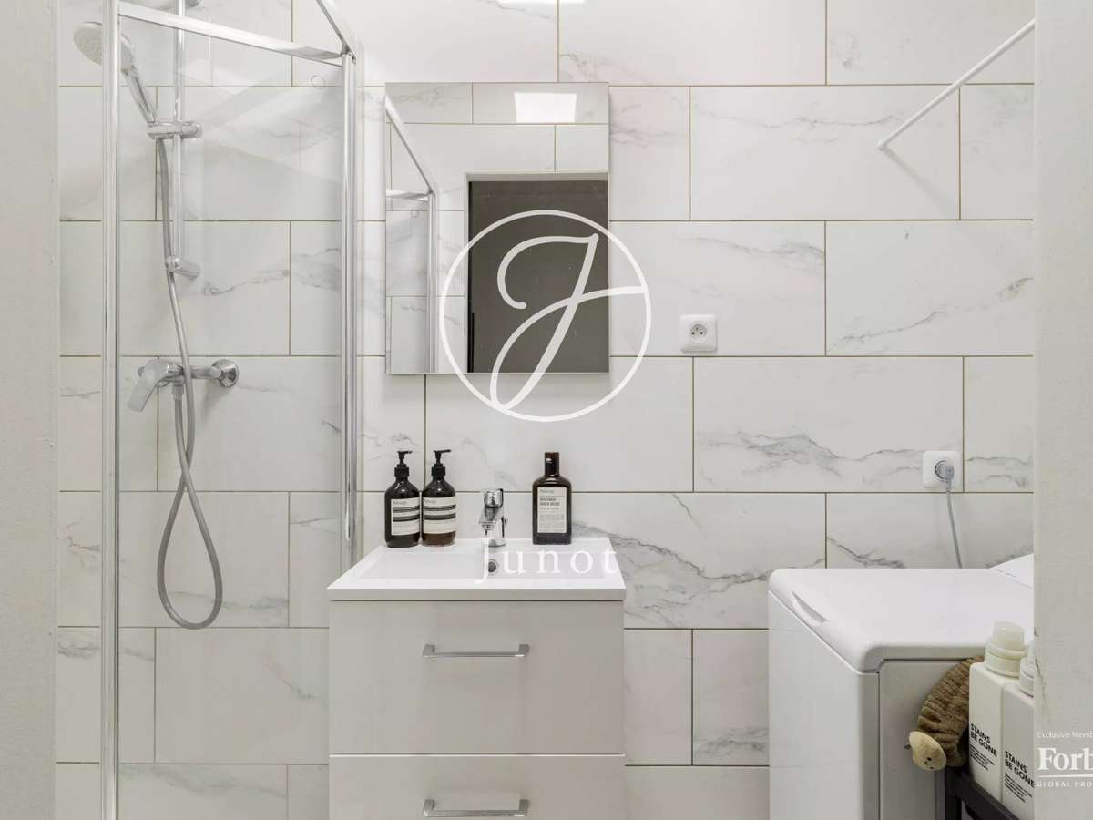 Apartment Paris 3e