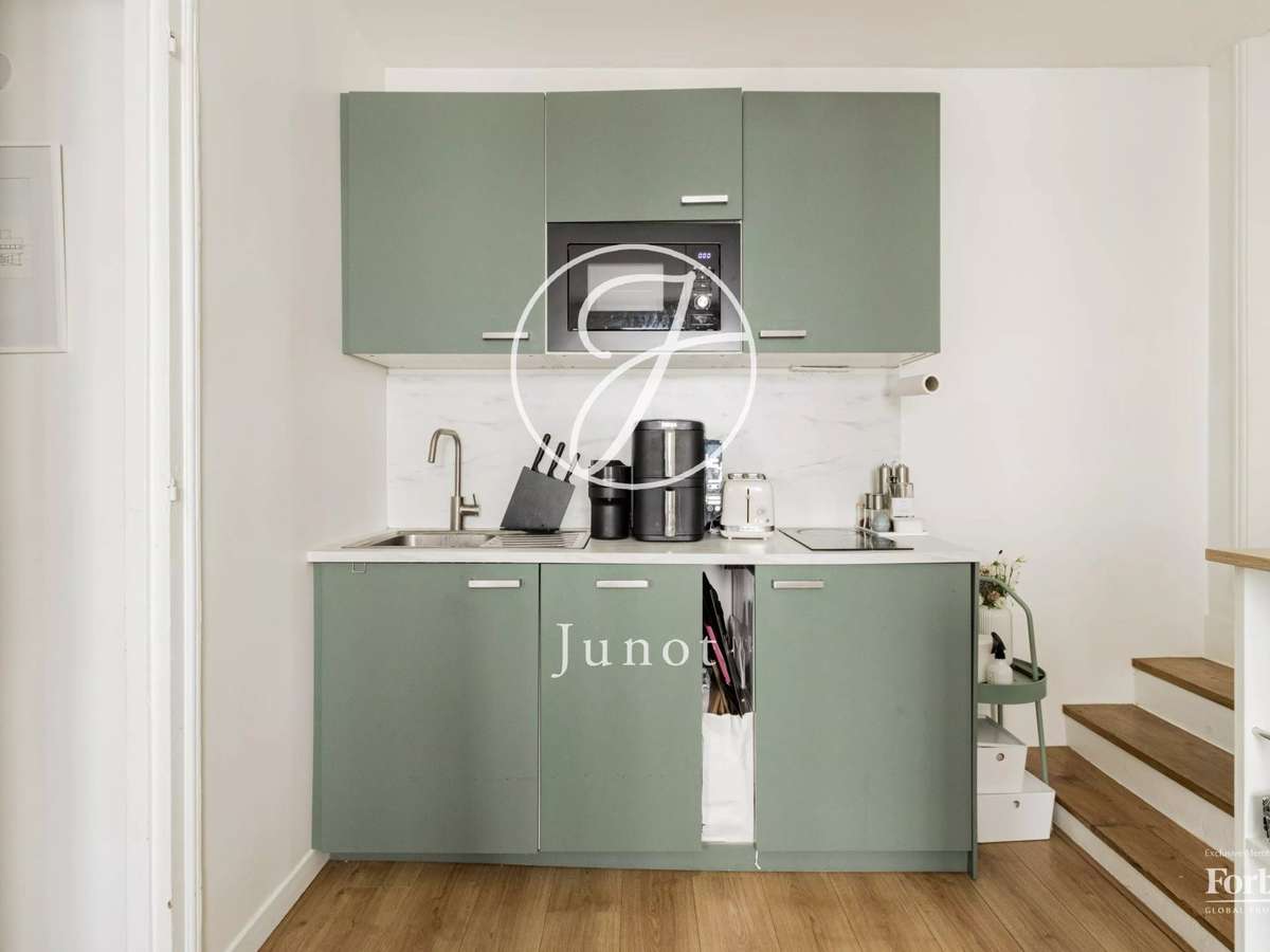 Apartment Paris 3e
