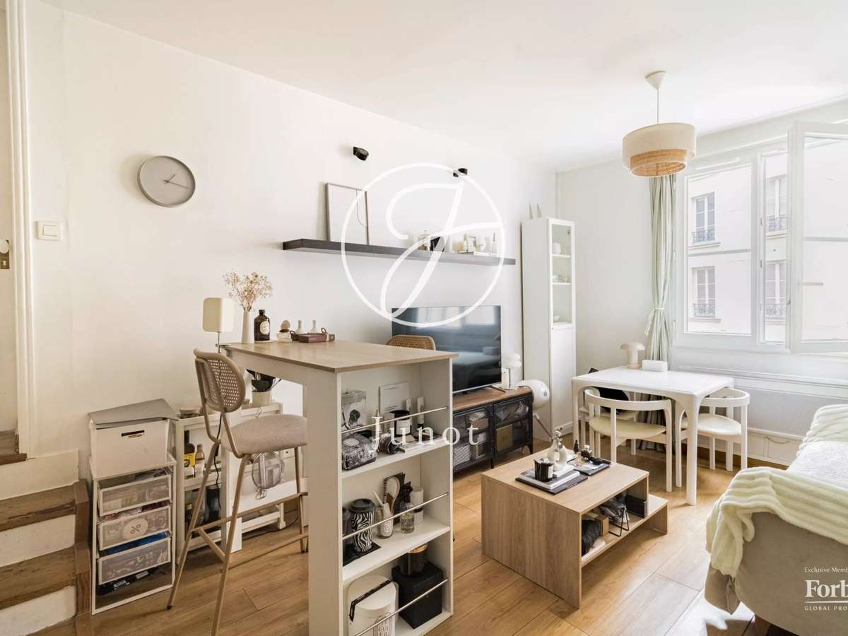 Apartment Paris 3e