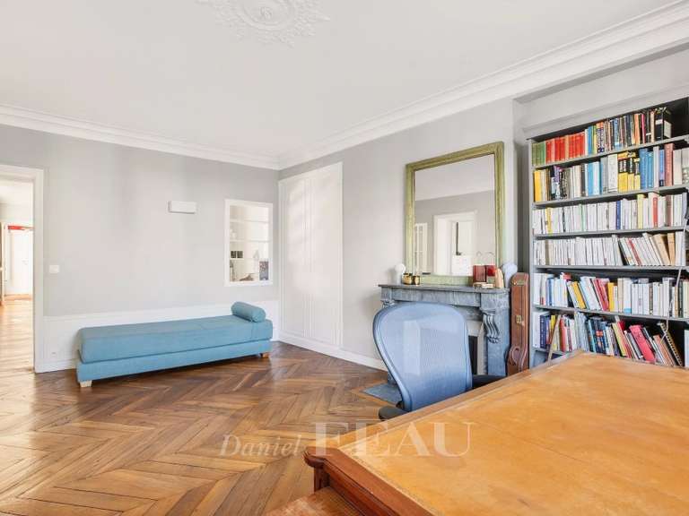 Appartement Paris 3e - 109m²