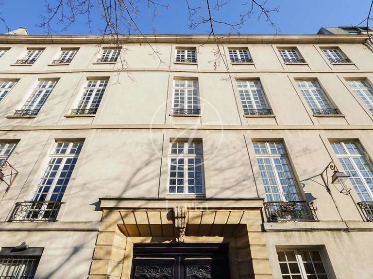 Appartement Paris 3e - 1 chambre - 83m²