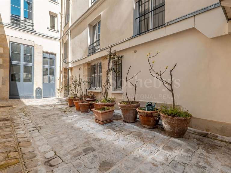 Appartement Paris 3e - 1 chambre - 90m²