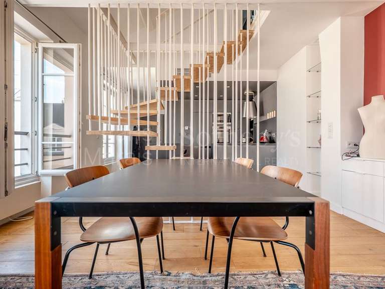 Appartement Paris 3e - 1 chambre - 90m²