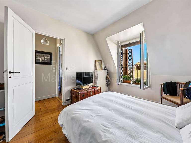 Appartement Paris 3e - 1 chambre - 65m²